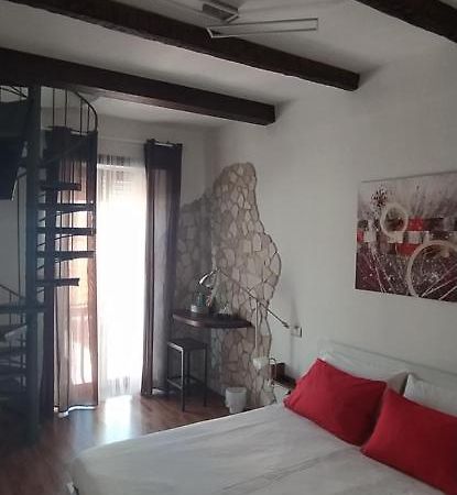 Casa Di Nonno Apartment อิแซร์เนีย ภายนอก รูปภาพ